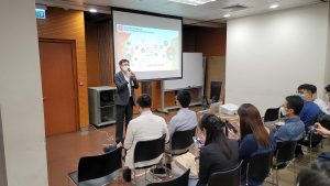 B1062F42-E88E-44D6-92A3-AE1A6AF5BA1C